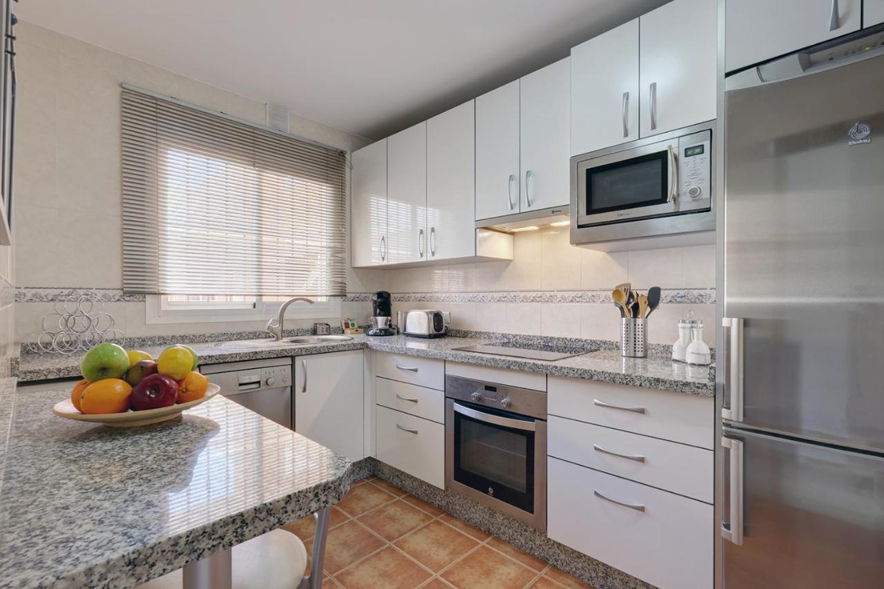 Top Floor Fuengirola Park Apartment With Parking Екстериор снимка